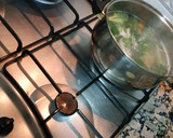 Foto del paso 1 de la receta: Pasta con verduras y aguacate