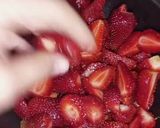 A picture of step 1 of Strawberry Chutney ❤😋🍓.
