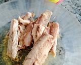 Foto del paso 2 de la receta: Tosta con Rillette de caballa en aceite
