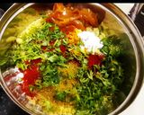 ભરેલા ભીંડા & ભરેલા મરચા (Stuffed bhindi recipe in gujrati) રેસીપી સ્ટેપ2ફોટો