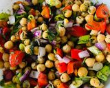 A picture of step 6 of Chickpea salad.