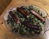Une image de l'étape 6 de Saucisses de Toulouse grillées courgette épicée et herbes aromatiques.