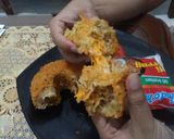 Foto langkah ke 6 dari resep Donat Indomie Kekinian.