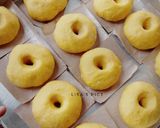 Foto langkah ke 4 dari resep Donat Labu Kuning.