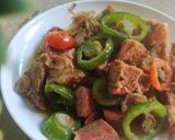 Foto langkah ke 3 dari resep Tumis Daging Cabe Gendot.