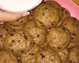Foto langkah ke 6 dari resep Monster Choco Chips Salt Himalayan Cookies.