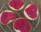 রেড হার্ট কুকিজ (Red Heart Cookies recipe in Bengali) রেসিপি ধাপ - 4 ছবি