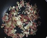 Foto langkah ke 3 dari resep Fettucini Carbonara Modif (Rebus pasta di susu!).