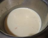 A picture of step 2 of Mango shake.