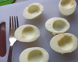 Foto del paso 1 de la receta: Huevos rellenos de crema de romescu