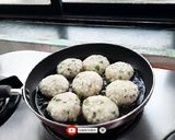 A picture of step 7 of Sabudana Tikki.