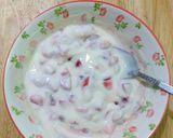 Foto langkah ke 3 dari resep Mix Berry Yoghurt Bites.