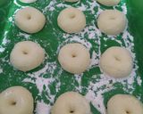 Foto langkah ke 4 dari resep Donat empuk ala jco.