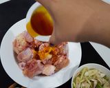 Hình bước làm 1 của món Gà xào xả ớt