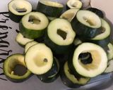 Une image de l'étape 2 de Courgettes grillées caramélisées aux épices espagnoles.