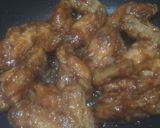 Foto langkah ke 5 dari resep Spicy Chicken Wing Ala Wing Stop.