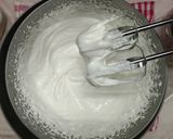 A picture of step 5 of Gulabjamun mousse.