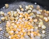 Hình bước làm 2 của món Cơm Chiên Chà Bông Cá