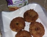 A picture of step 4 of Chicken Donuts.