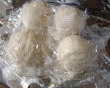 A picture of step 6 of Korean-Style Juicy Pepper Buns with Melty Cheese.