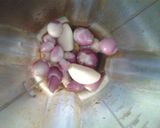 Foto langkah ke 3 dari resep (542) Bihun Goreng Bakso Sosis.