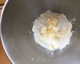 Une image de l'étape 2 de Pâte brisée au lait.