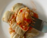 Foto langkah ke 7 dari resep Tahu Sawi Gulung.