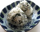 A picture of step 4 of Shiso Wakame 'Furikake'.