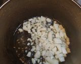 A picture of step 4 of Ghugni -(Bengali style Yellow peas curry).