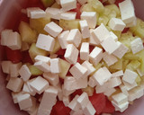 Foto del paso 1 de la receta: Ensalada de sandía, feta y pepino