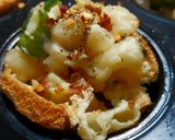 A picture of step 14 of Mac and Cheese Cups | Baked Mac and Cheese Bread Basket |.