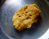 A picture of step 2 of Dal Kachori.