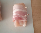 Foto del paso 3 de la receta: Rollitos de pollo y bacon en salsa de nata
