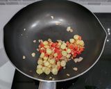 รูปขั้นตอนการทำที่ 3 ของ ข้าวผัดอกไก่