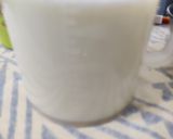 A picture of step 3 of Banana fig smoothie.