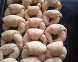 Foto del paso 6 de la receta: Medialunas de manteca 🤤