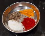 A picture of step 2 of Paneer Chatpata.