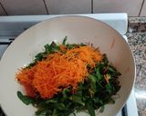 Foto del paso 2 de la receta: Hamburguesa de acelga y avena al horno