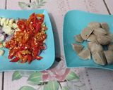 Foto langkah ke 1 dari resep Tumis Cumi Basah Bakso.