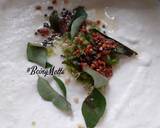 Stuffed Rava Uttapam recipe step 3 photo