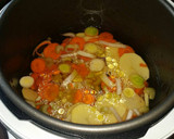 Foto del paso 5 de la receta: Caldo de Verduras (Olla Erika)