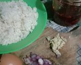 Foto langkah ke 1 dari resep Nasi Goreng Chilli Oil.