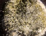 A picture of step 3 of Shrimp scampi.