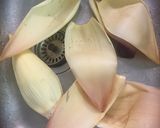 Hình bước làm 1 của món Gỏi hoa chuối