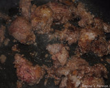 A picture of step 2 of Beef stroganoff.