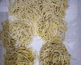 Foto langkah ke 6 dari resep Mie kuning.
