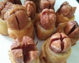 Foto langkah ke 4 dari resep Sosis balut kulit lumpia cemilan untuk bekal anak sekolah.