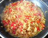Foto del paso 3 de la receta: Pollo a la cúrcuma con arroz y pimiento