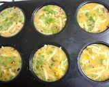A picture of step 5 of Egg Muffins.
