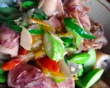 Foto langkah ke 7 dari resep Oseng cumi asin.